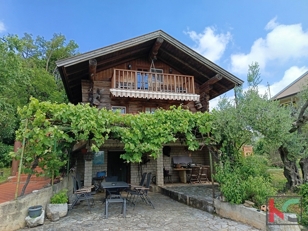 ISTRA, POREČ, UNICA CASA IN LEGNO CON VISTA MARE, #VENDITA