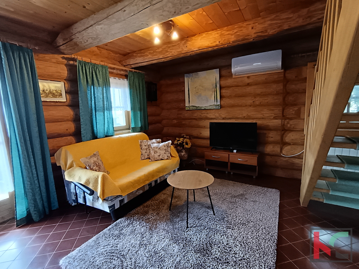 ISTRA, POREČ, UNICA CASA IN LEGNO CON VISTA MARE, #VENDITA