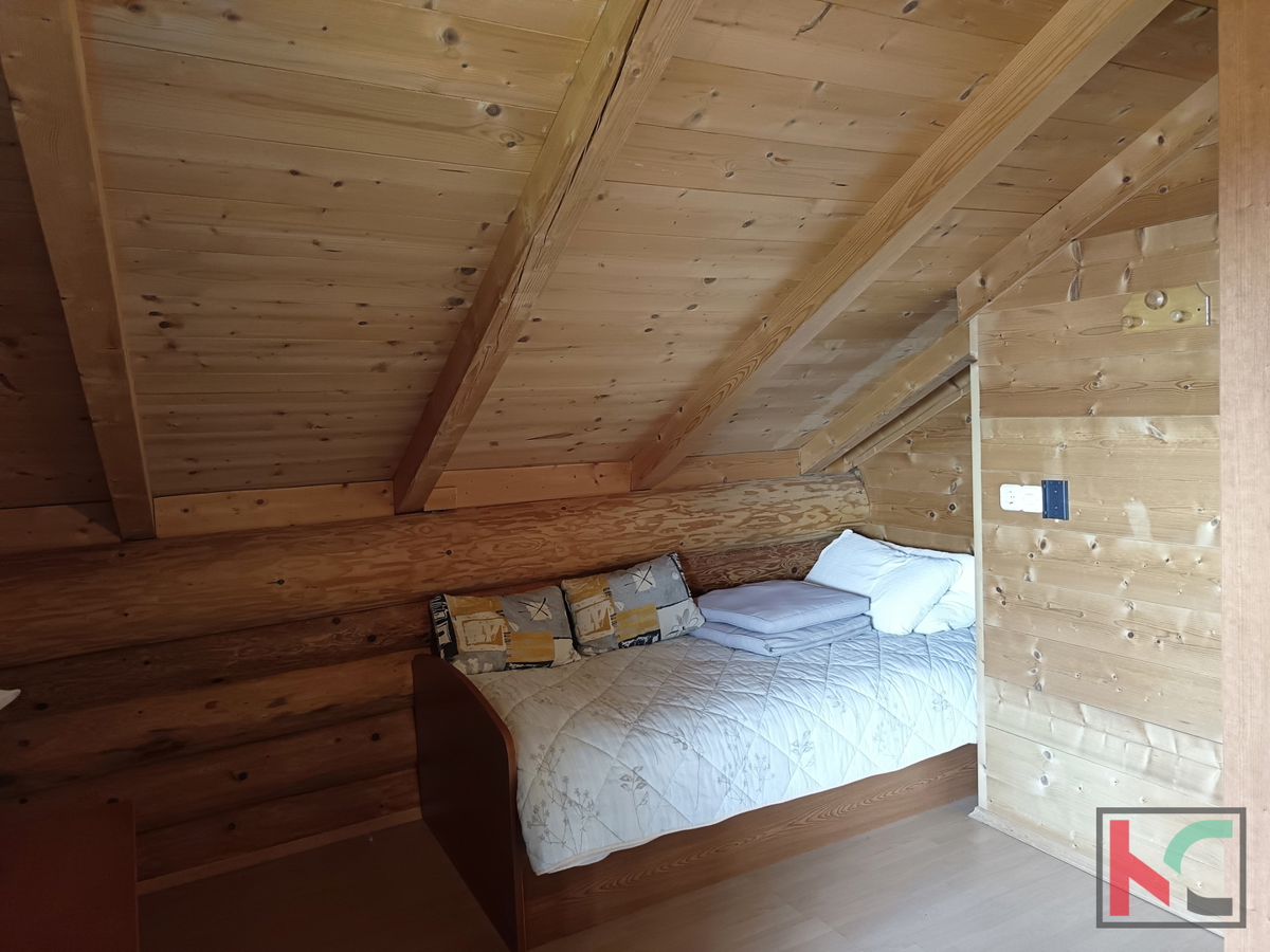 ISTRA, POREČ, UNICA CASA IN LEGNO CON VISTA MARE, #VENDITA