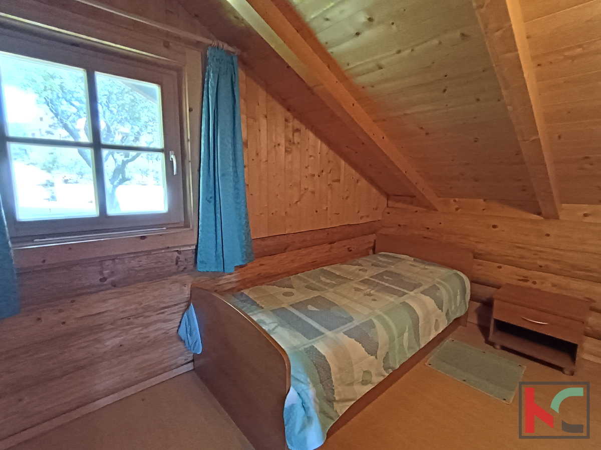 ISTRA, POREČ, UNICA CASA IN LEGNO CON VISTA MARE, #VENDITA