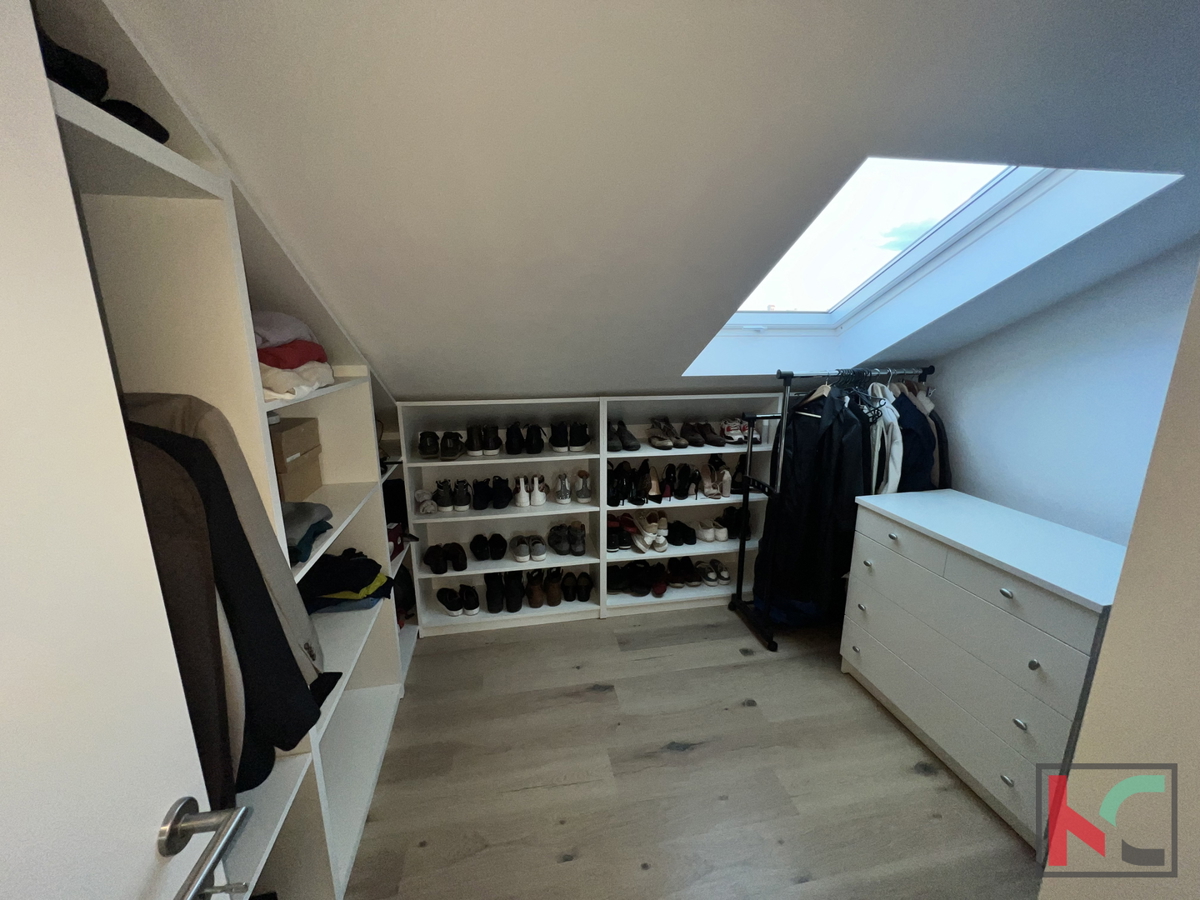 POREČ, APPARTAMENTO TRILOCALE 126 m2 #VENDITA