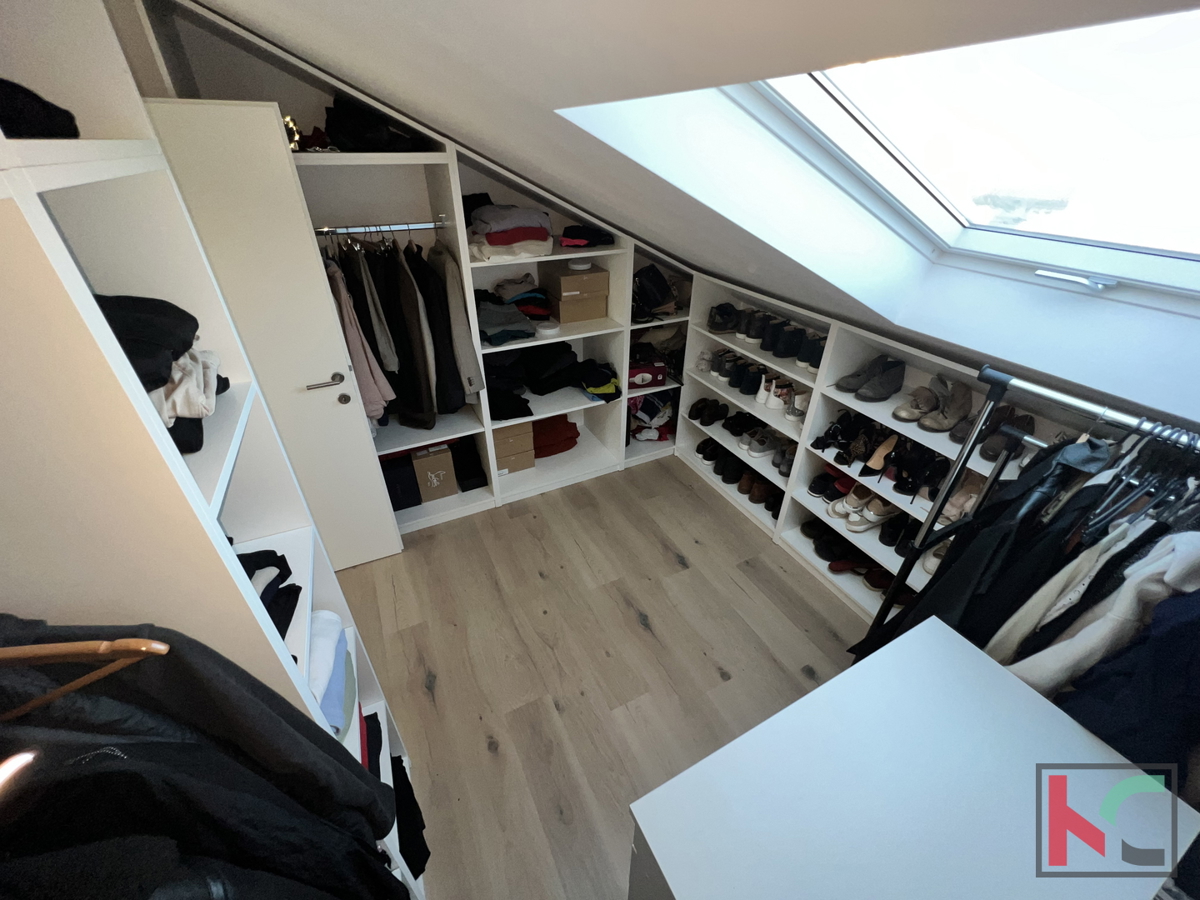 POREČ, APPARTAMENTO TRILOCALE 126 m2 #VENDITA