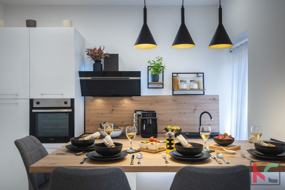 PULA, CENTRO, APPARTAMENTO RISTRUTTURATO 62,48m2 2 CAMERE DA LETTO + SOGGIORNO, #VENDITA