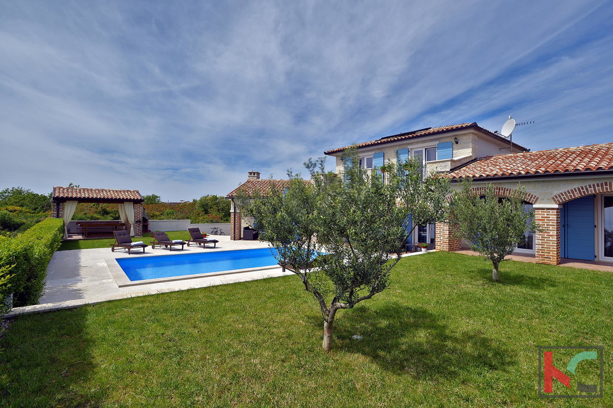 Istria, Medulin, ville bifamiliari 440m2