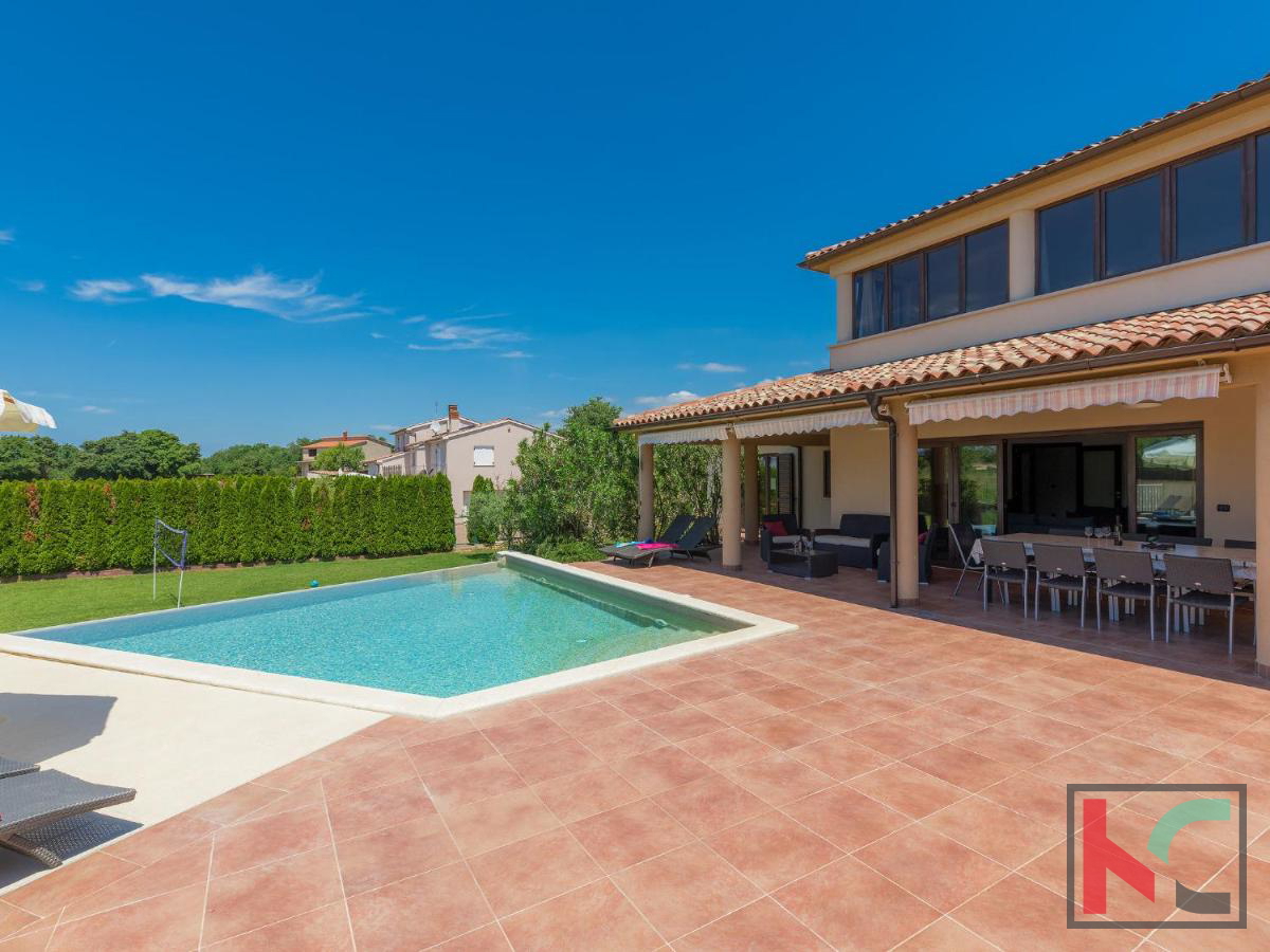 Šišan, lussuosa casa vacanze indipendente con piscina di 270 m2 su un terreno di 1571 m2, #vendita