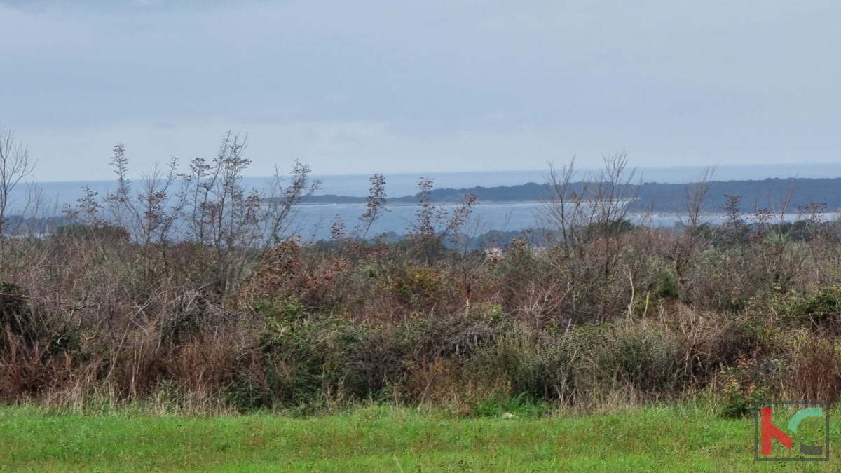 Istria, Marčana, Cokuni terreno edificabile 3352m2 con vista mare