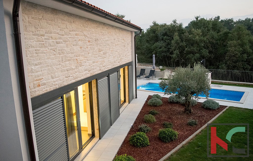 Istria, Antignana, casa indipendente con piscina #vendita