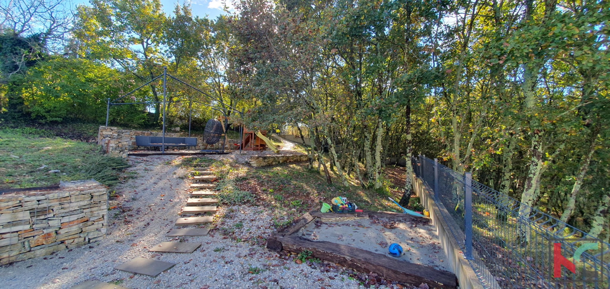 Istria, Antignana, casa indipendente con piscina #vendita