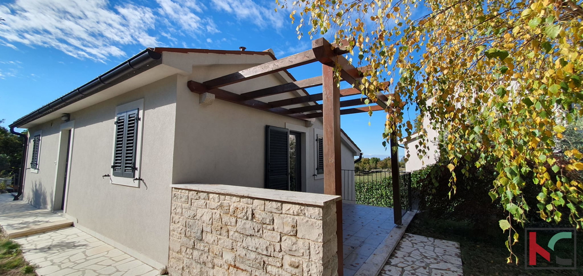 Istria, Antignana, casa indipendente con piscina #vendita