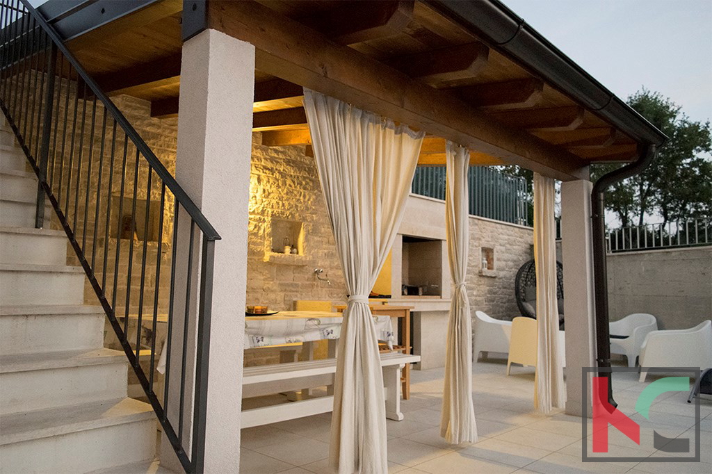 Istria, Antignana, casa indipendente con piscina #vendita