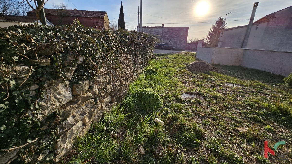 Istra-Žminj,  casa a schiera 86m2 da ristrutturare #vendita