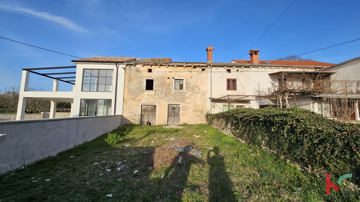 Istra-Žminj,  casa a schiera 86m2 da ristrutturare #vendita