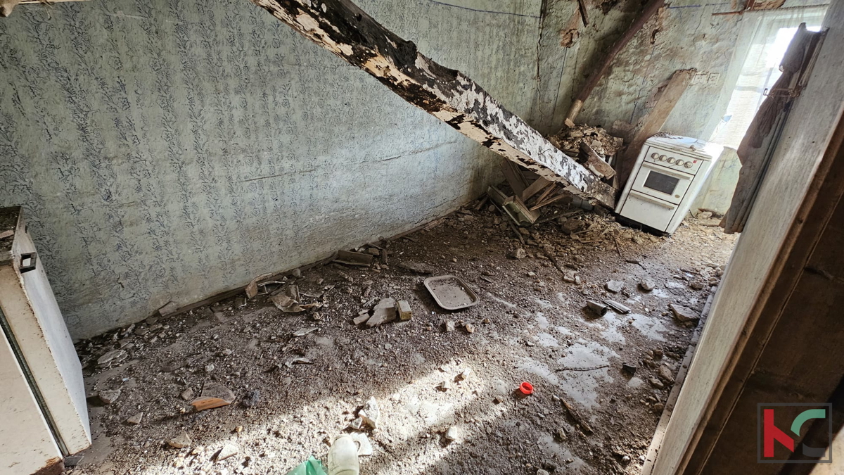 Istra-Žminj,  casa a schiera 86m2 da ristrutturare #vendita