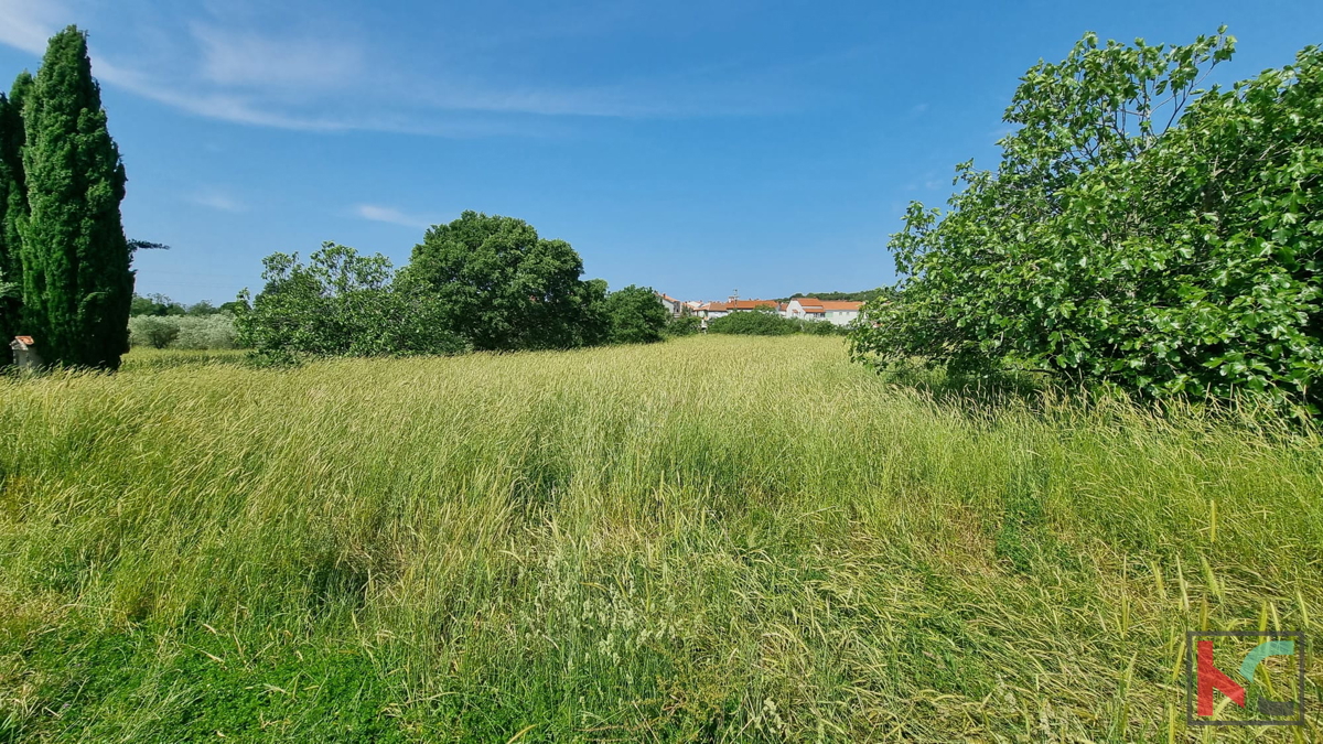 Istria, Pola, Busoler, terreno edificabile 1360 m2, #vendita