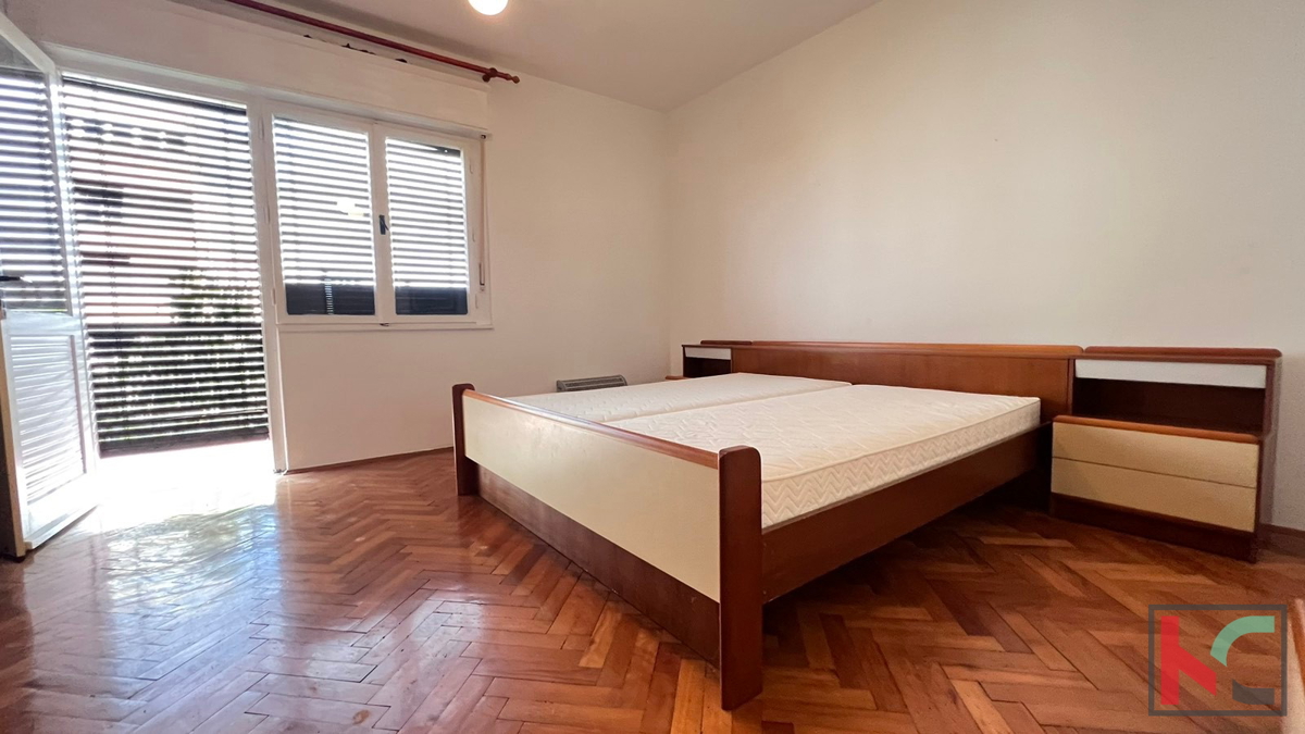 Pula, casa indipendente 514 m2 con giardino, parzialmente ristrutturata, ottima posizione #vendita