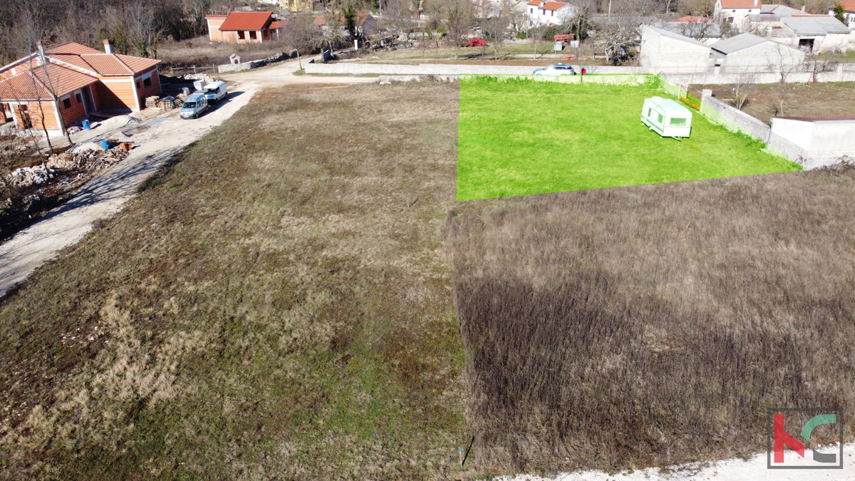 Istria - Gimino, terreno edificabile 701m2, forma ideale #vendita
