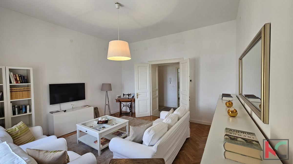 Istria, Pola, appartamento 76,42m2, centro, villa austro-ungarica, vista mare, vicino all'Arena di Pola, #vendita