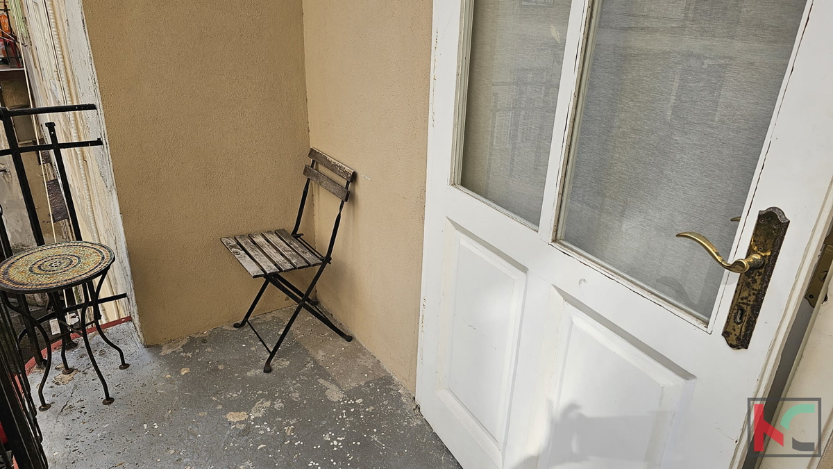 Istria, Pola, appartamento 76,42m2, centro, villa austro-ungarica, vista mare, vicino all'Arena di Pola, #vendita