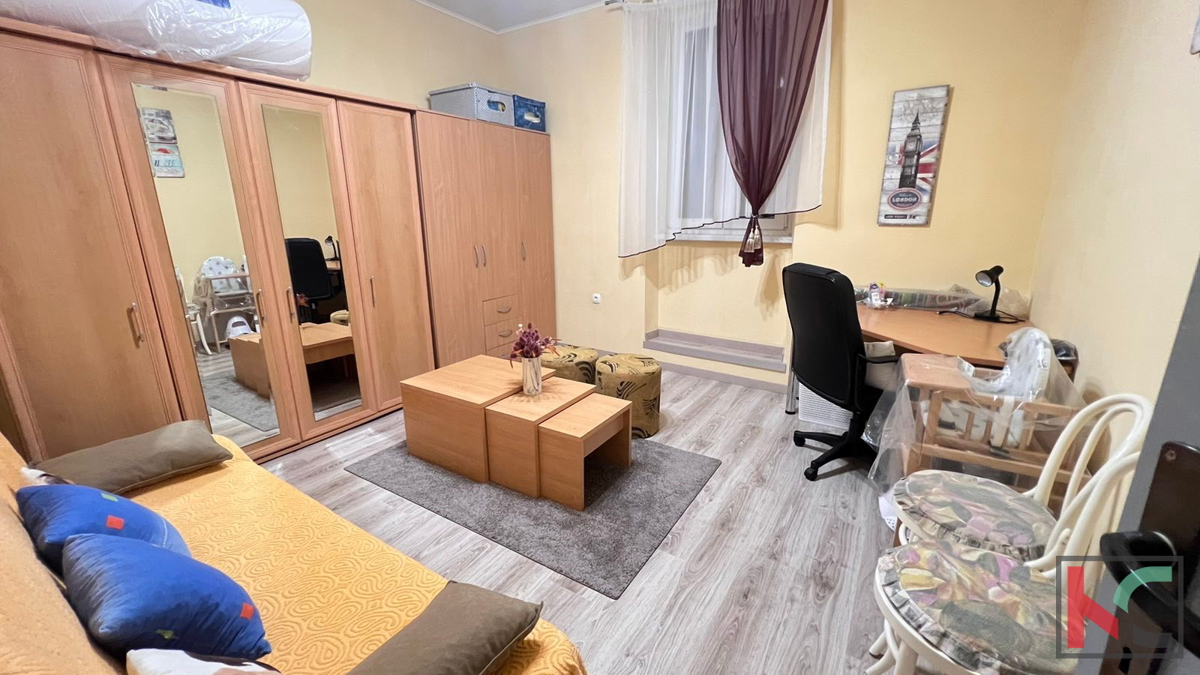 Pola, centro, spazioso appartamento con tre camere da letto e garage nel centro di Pola, vicino all'Arena, #vendita