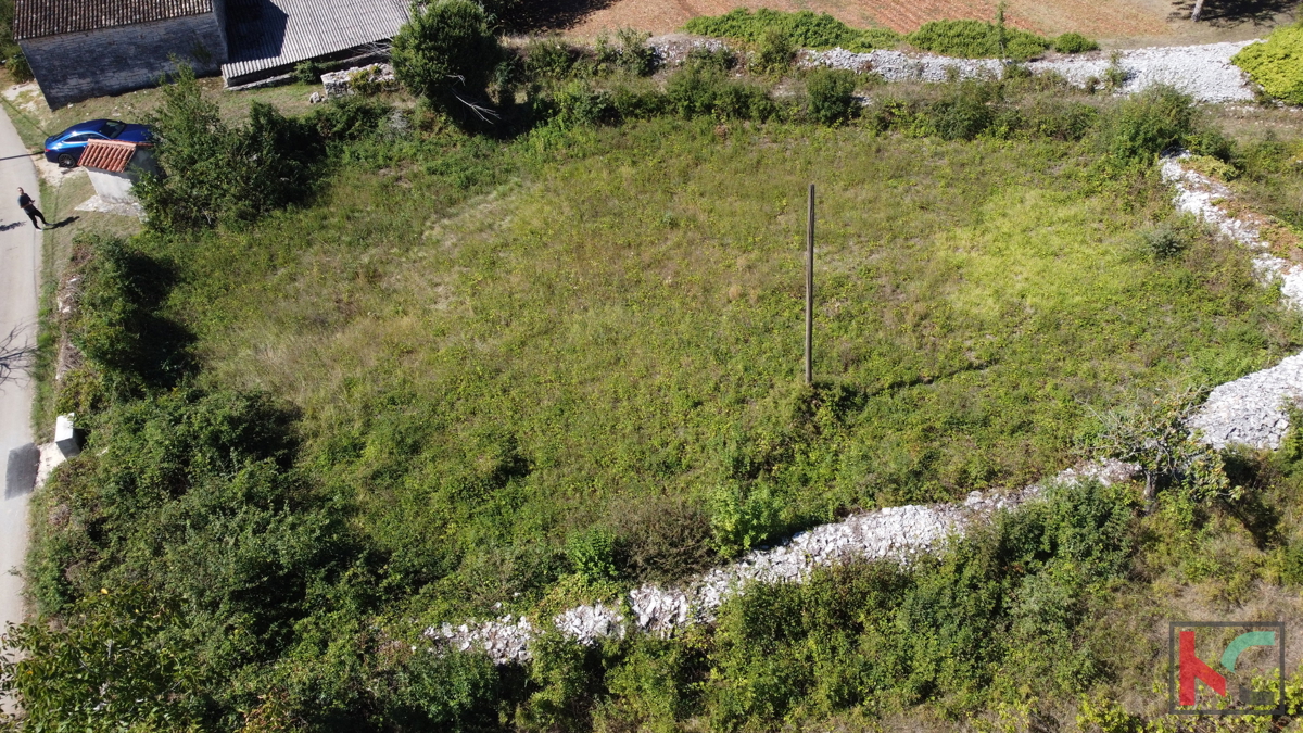 Istria, Svetvinčenat, terreno 760m2 con permesso di costruzione e progetto, #vendita