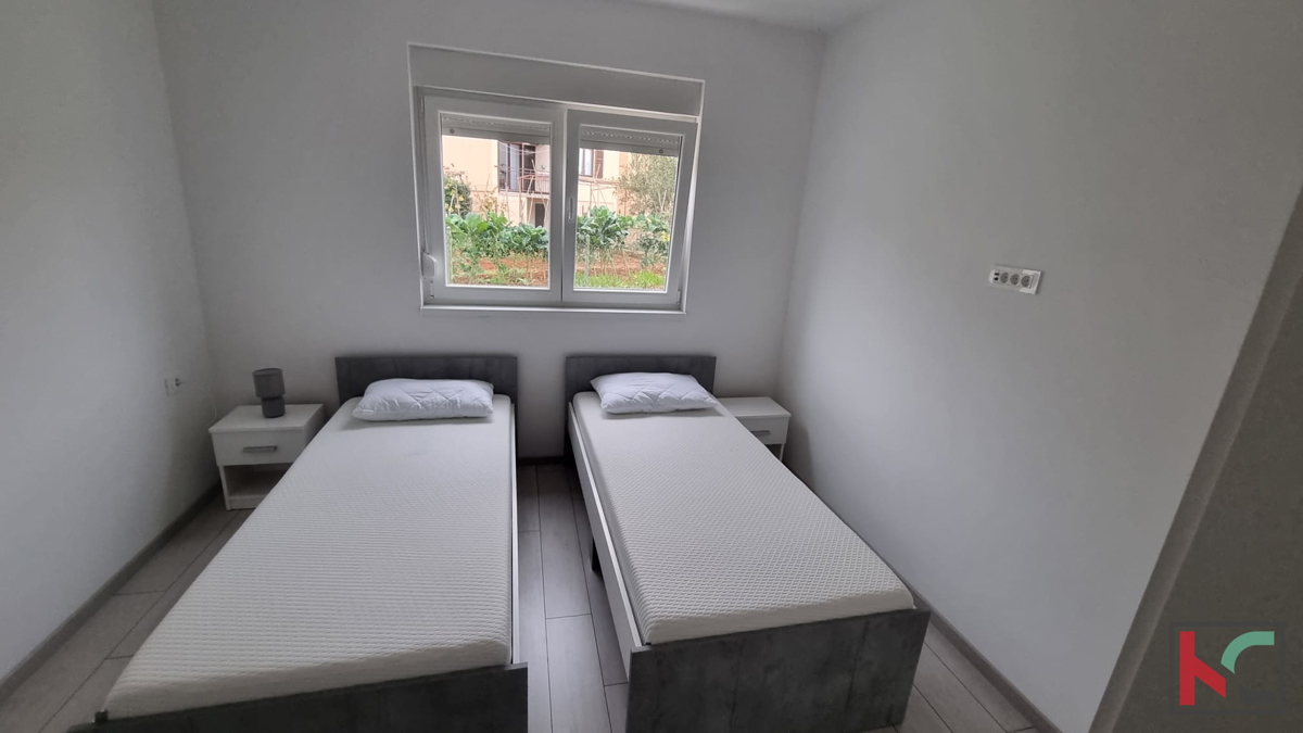 Pola, Valdebek, 2BR+DB e garage, piano terra di nuova costruzione # vendita