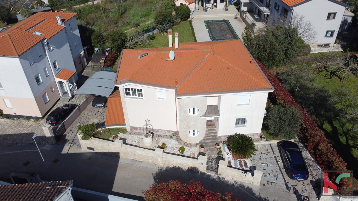 ISTRA, MEDULIN, INDIPENDENTE CASA A 120 METRI DAL MARE, #VENDITA