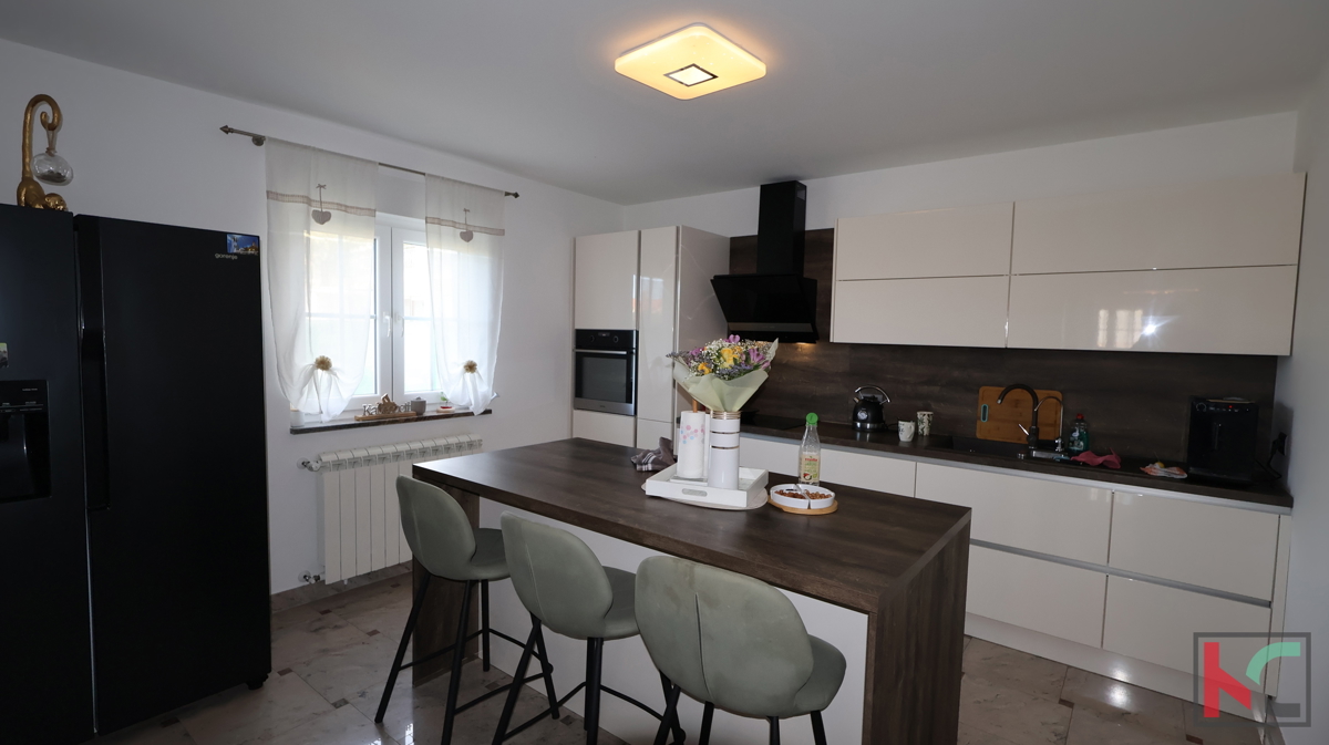 ISTRA, MEDULIN, INDIPENDENTE CASA A 120 METRI DAL MARE, #VENDITA