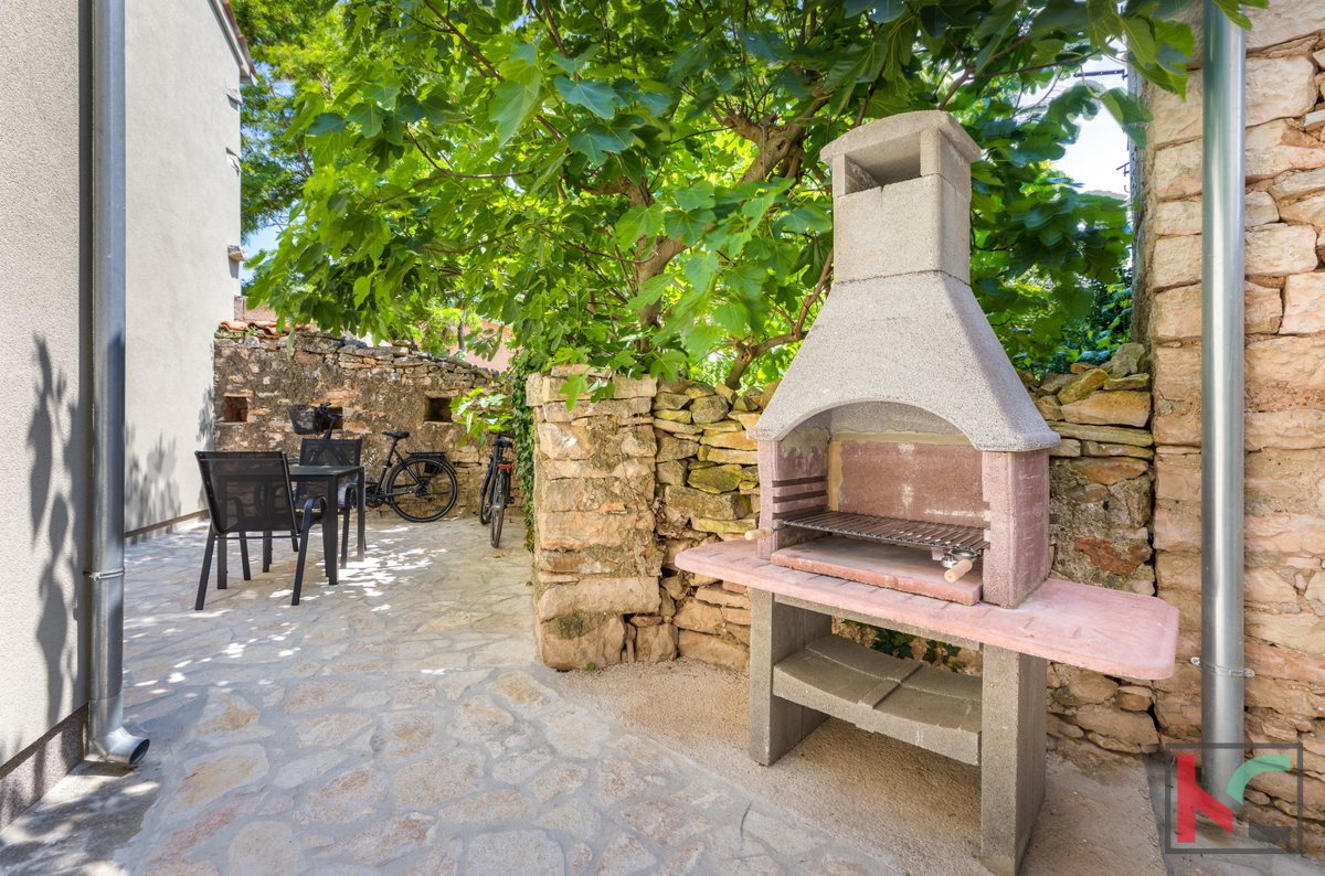 Istria, Ližnjan, Šišan, casa in pietra ristrutturata, #vendita