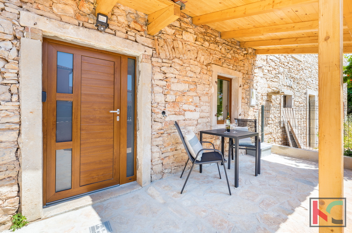 Istria, Ližnjan, Šišan, casa in pietra ristrutturata, #vendita