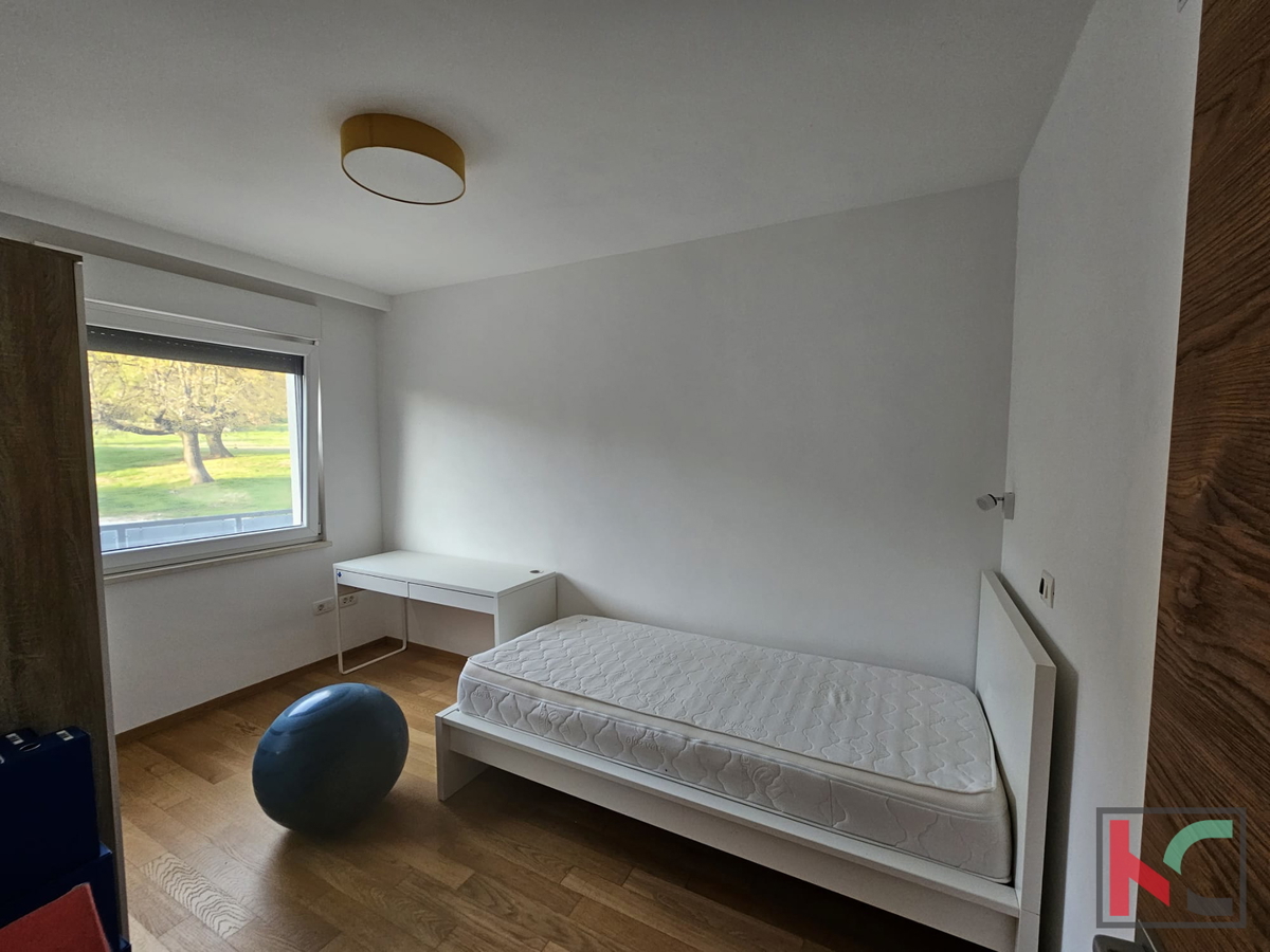 PULA, VILLA FAMILIARE CON PISCINA IN ZONA TRANQUILLA DELLA CITTÀ #VENDITA