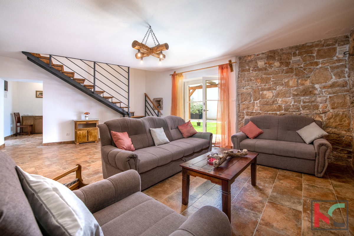 ISTRA, KRNICA – VILLA MODERNA CON 4 CAMERE DA LETTO, PISCINA RISCALDATA, GIARDINO CURATO, #VENDITA