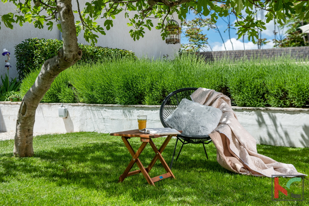 ISTRA, KRNICA – VILLA MODERNA CON 4 CAMERE DA LETTO, PISCINA RISCALDATA, GIARDINO CURATO, #VENDITA