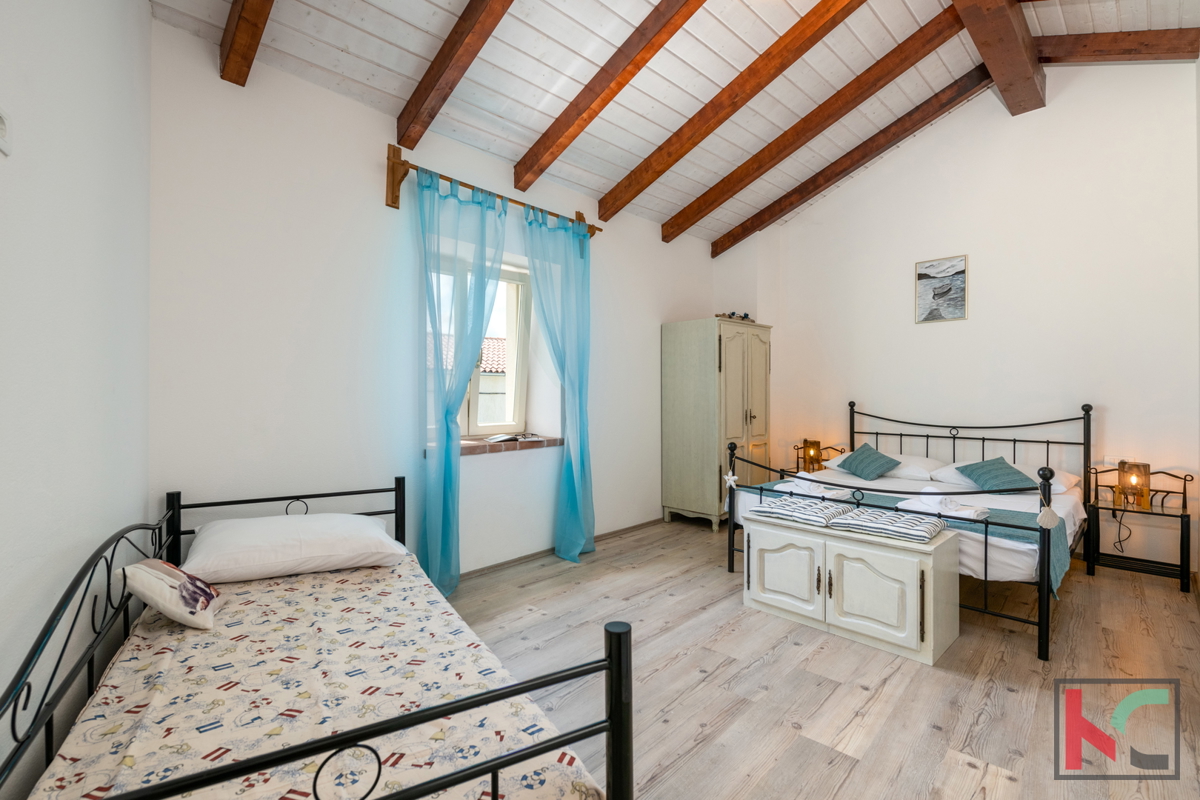 ISTRA, KRNICA – VILLA MODERNA CON 4 CAMERE DA LETTO, PISCINA RISCALDATA, GIARDINO CURATO, #VENDITA