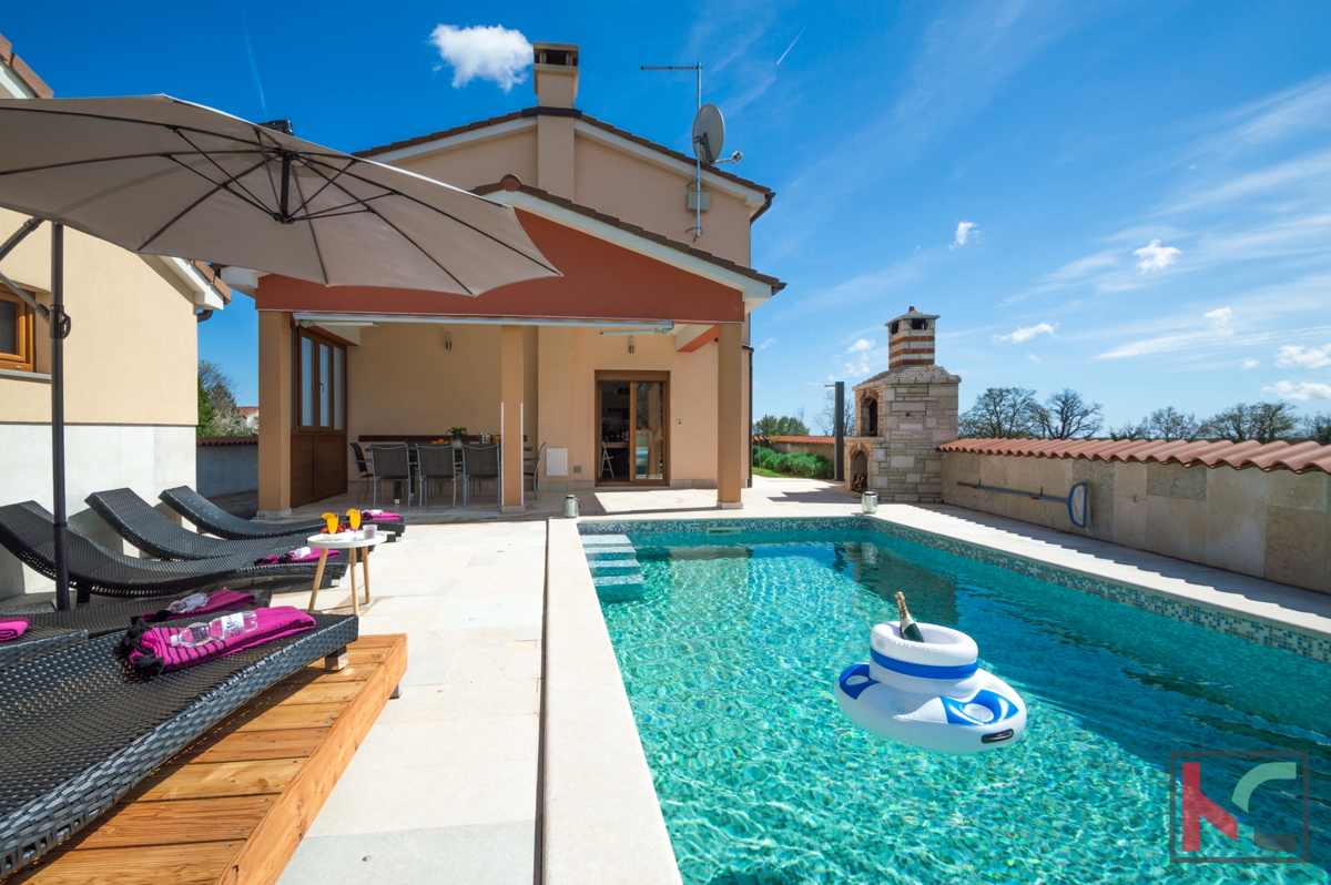 Istria, Marčana, casa vacanze 160m2 con piscina