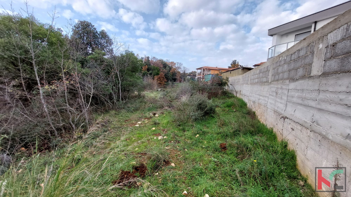 Istria, Peruški, terreni di costruzione 1345 m2, #prodaja