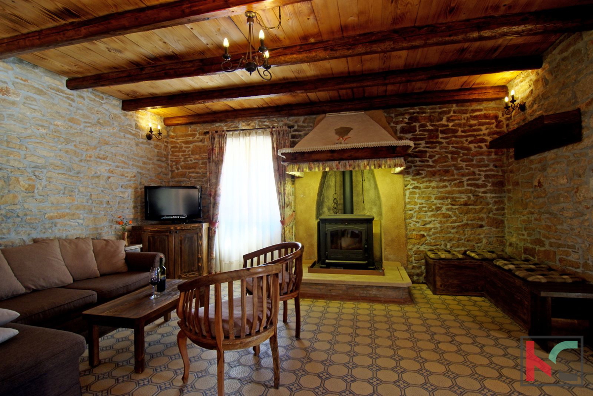 Istria, Barban, villa in pietra d'Istria con piscina, #vendita