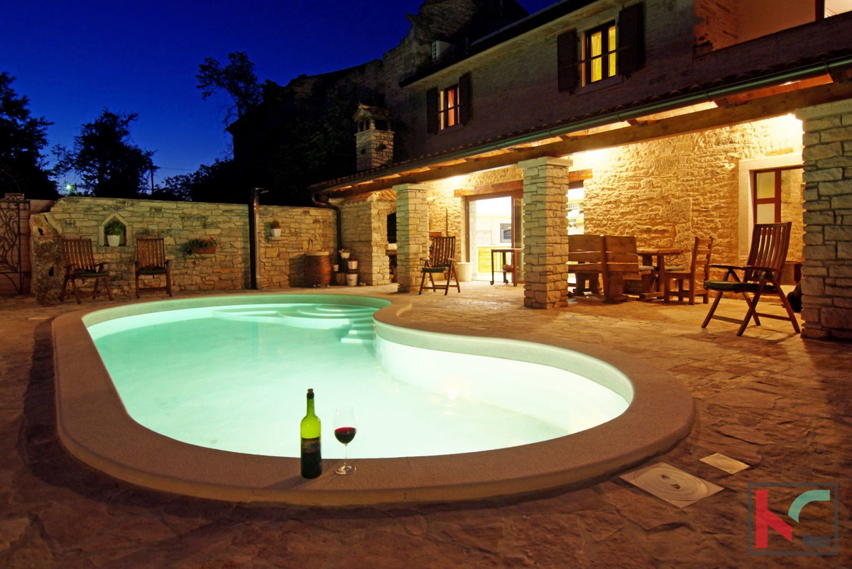 Istria, Barban, villa in pietra d'Istria con piscina, #vendita