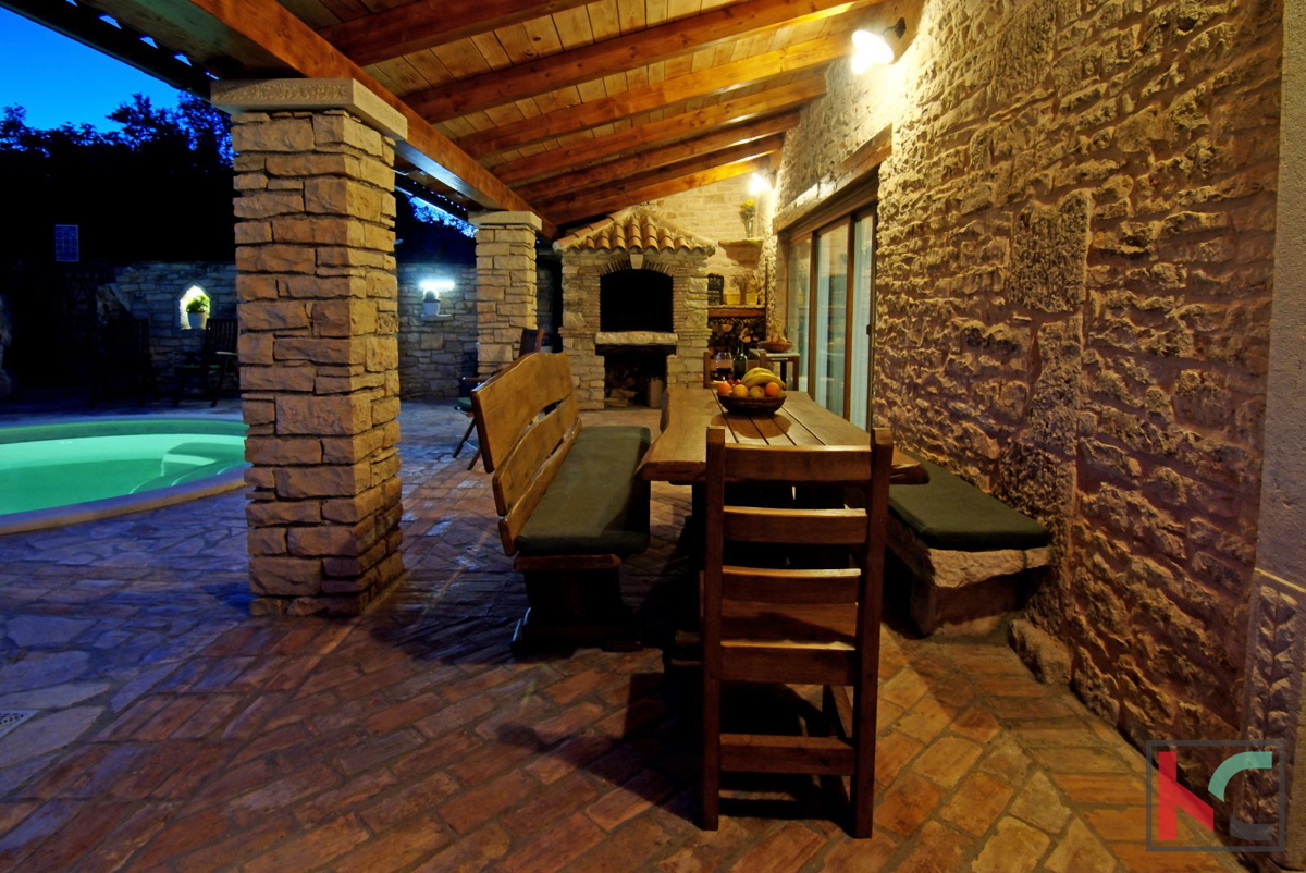 Istria, Barban, villa in pietra d'Istria con piscina, #vendita