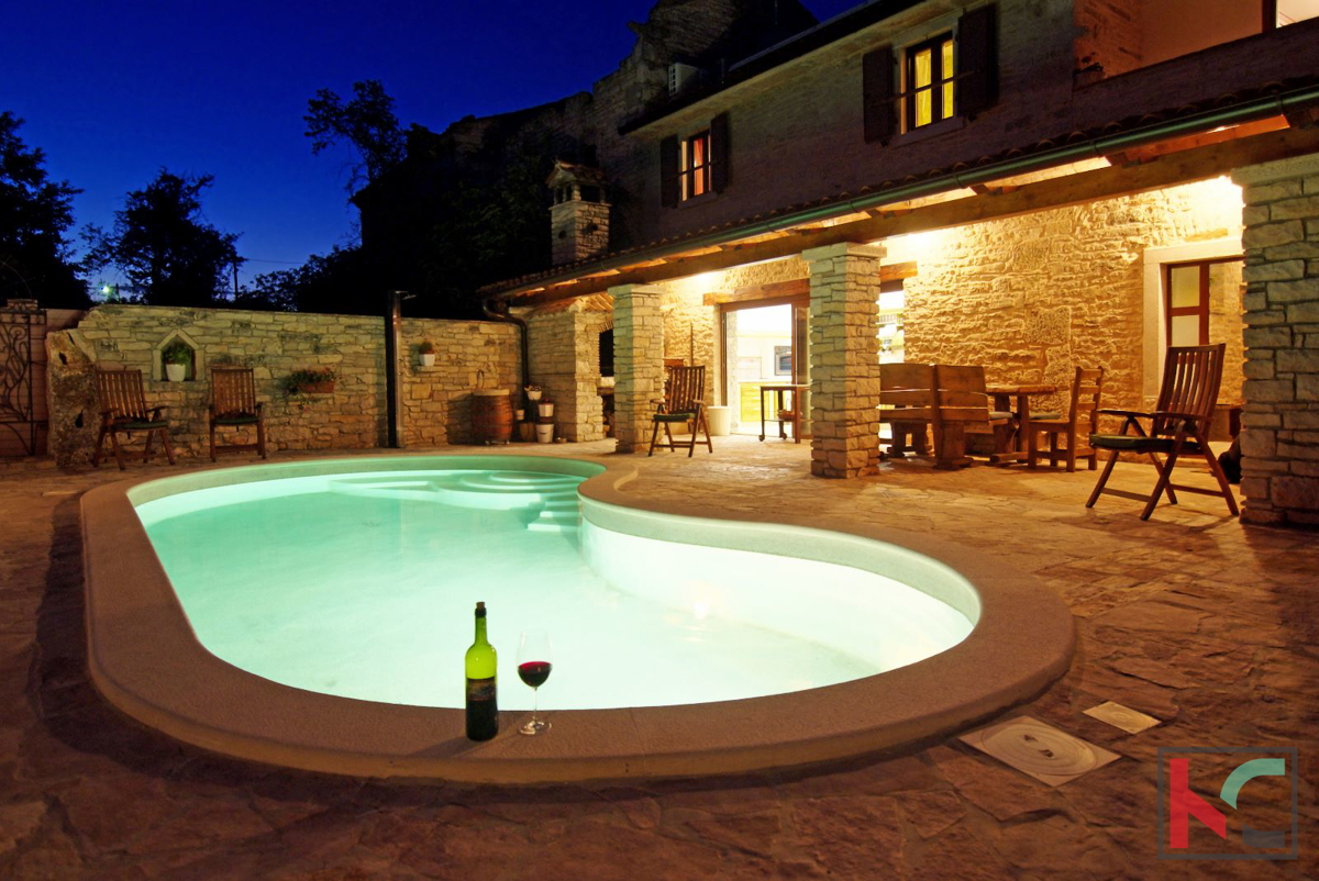 Istria, Barban, villa in pietra d&apos;Istria con piscina, #vendita