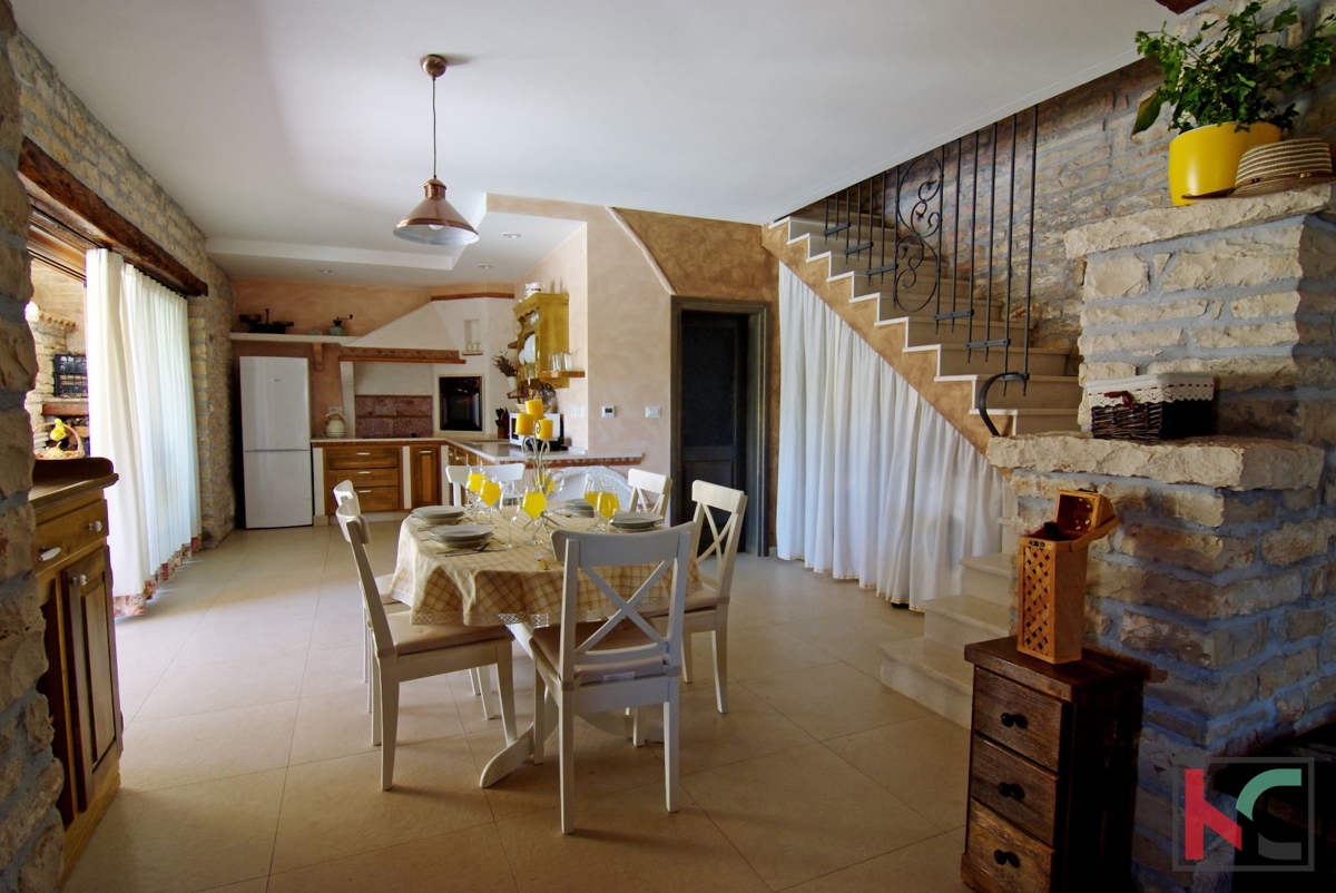 Istria, Barban, villa in pietra d'Istria con piscina, #vendita