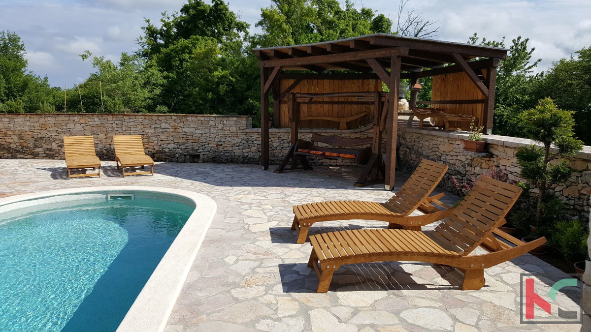 Istria, Barban, villa in pietra d&apos;Istria con piscina, #vendita