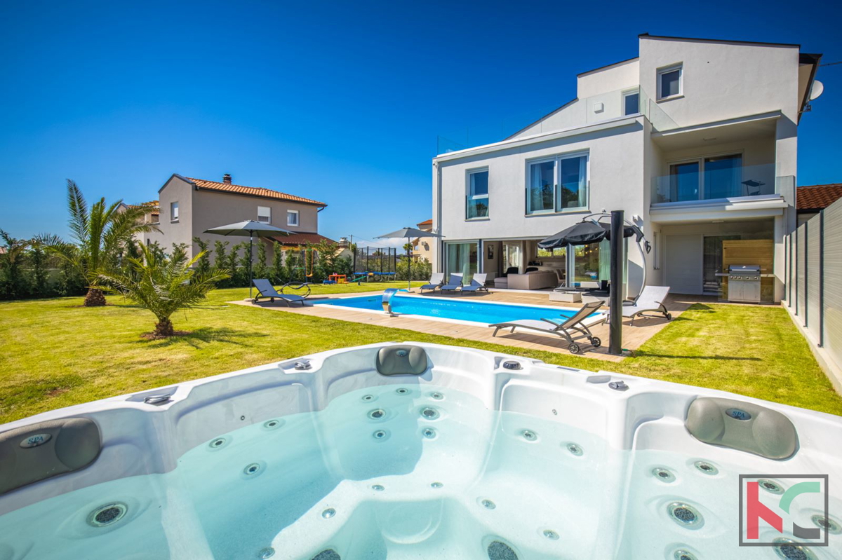 Istria, Parenzo, villa di lusso con piscina, #vendita