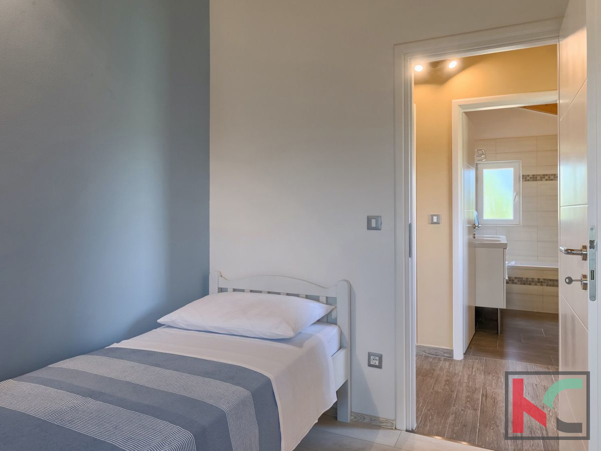 Istrien, Fažana, luxuriöse Villa in Fažana umgeben von Natur auf 2200m2 Garten, #verkaufen