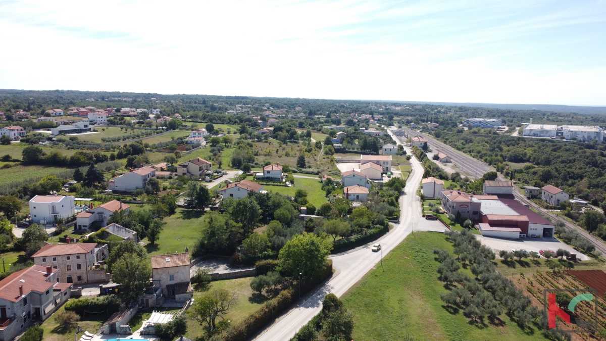 Istria, Canfanaro, casa in pietra parzialmente adattata 90m2, #vendita