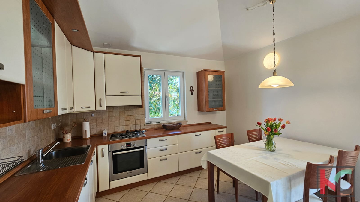 Istria, Sveti Lovreč, casa con piscina e giardino, posizione tranquilla, VENDITA ESCLUSIVA, #vendita