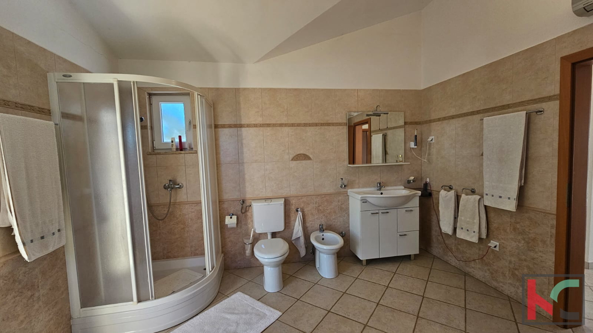 Istria, Sveti Lovreč, casa con piscina e giardino, posizione tranquilla, VENDITA ESCLUSIVA, #vendita