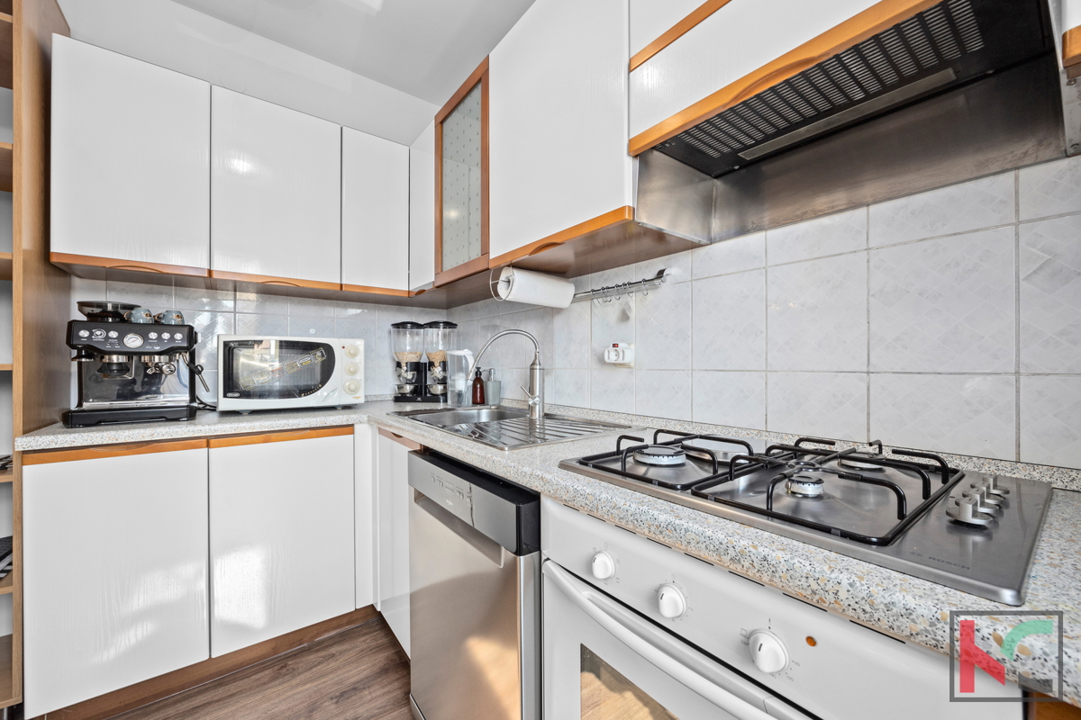 PULA, VERUDA PORAT, SPAZIOSO APPARTAMENTO TRILOCALE, 84,57 M2, #IN VENDITA