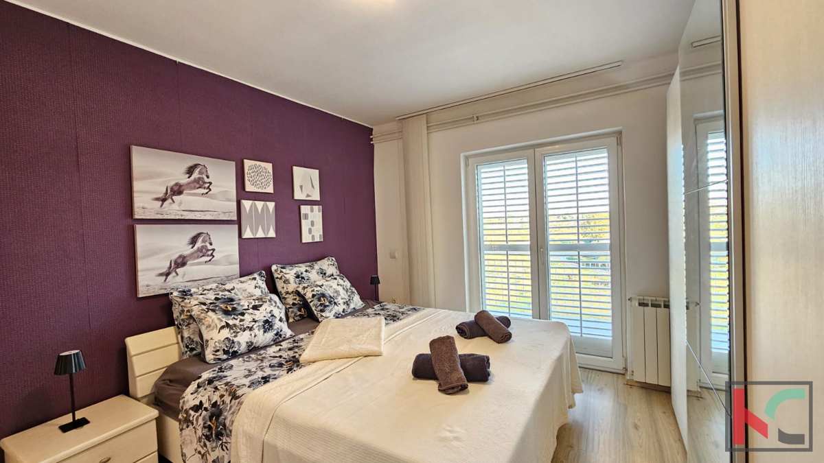 Istria, Pola, confortevole appartamento familiare 3SS+DB 133,29m2 con giardino paesaggistico, posizione tranquilla, #vendita