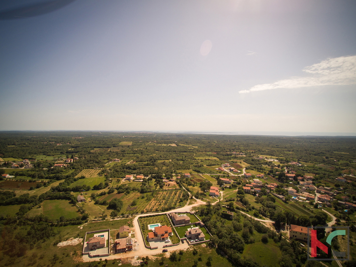 Istria - Juršić bella villa 400m2 su un ampio giardino / piscina 60m2