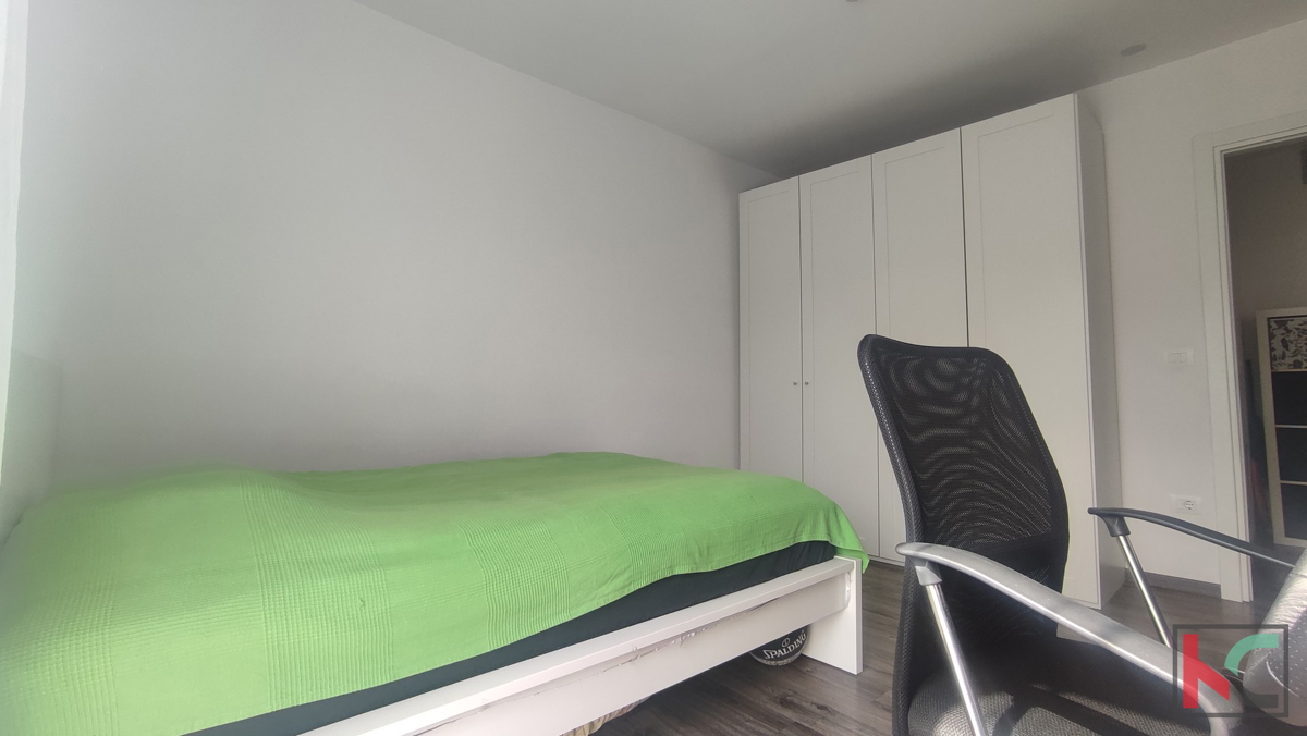 Pula, Veruda, appartamento unico con 3 camere da letto in una posizione attraente, a 500 m dal mare